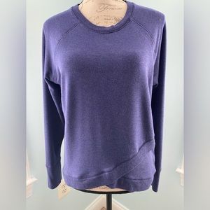 Athleta crossover sweatshirt